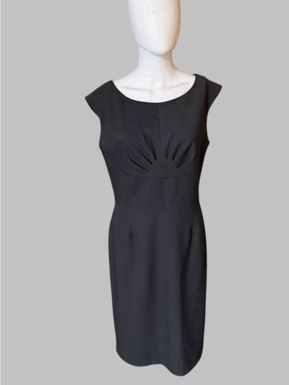 Steve Madden charcoal Cap-Sleeve Pleated-Bust Sheath Midi Dress